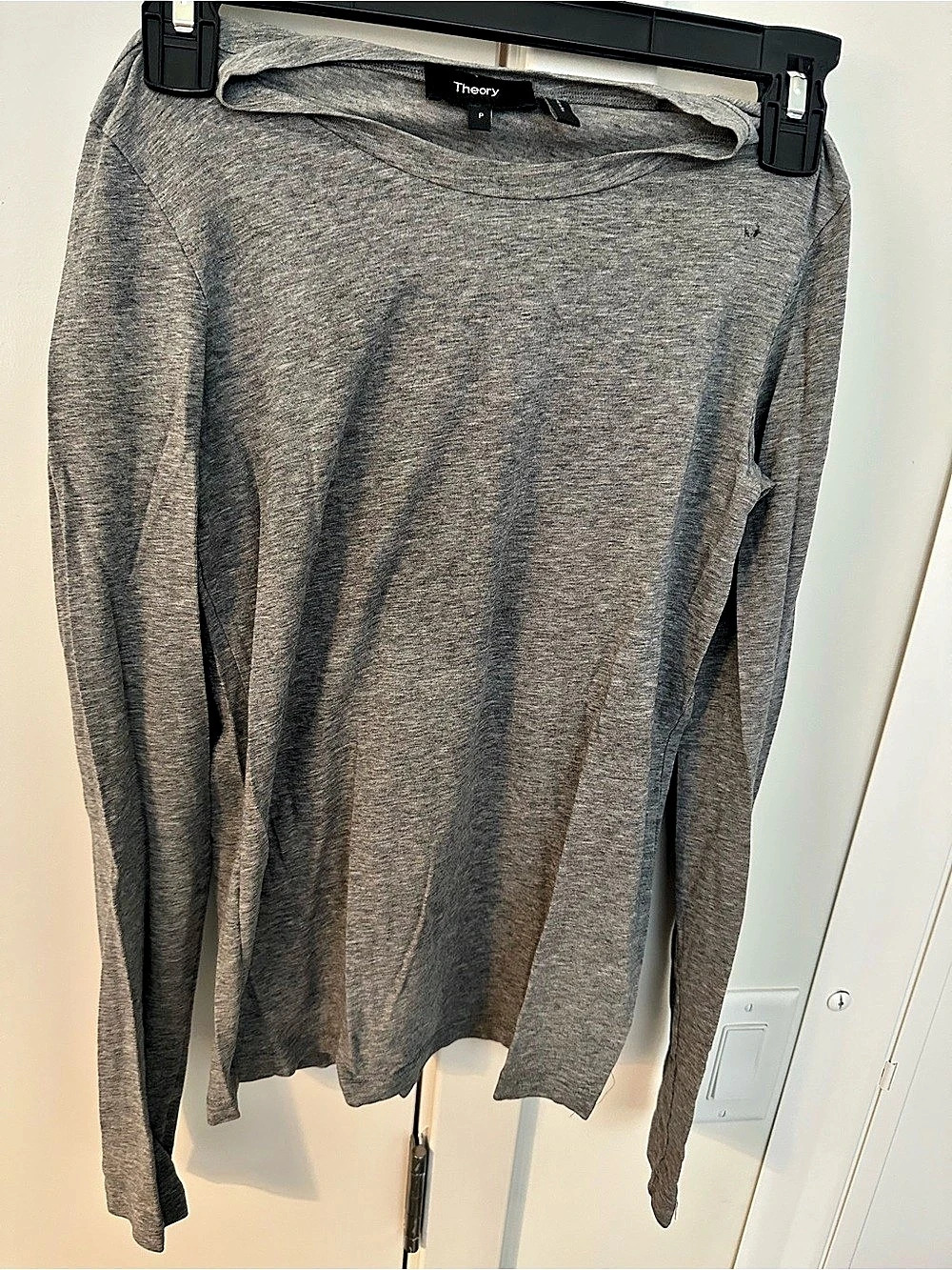 Theory Gray Long Sleeve Top Size P